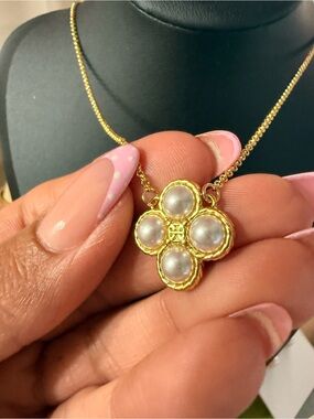 Tory Burch Gold Four-Pearl Clover Pendant Necklace